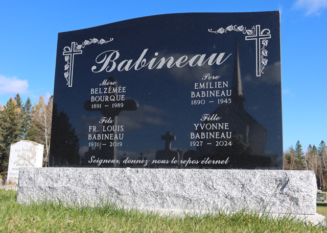 Emilien Babineau, Belzémée Bourque, Louis et Yvonne Babineau