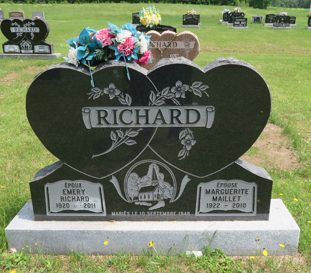 Pierre tombale de Emery Richard et de Marguerite Maillet